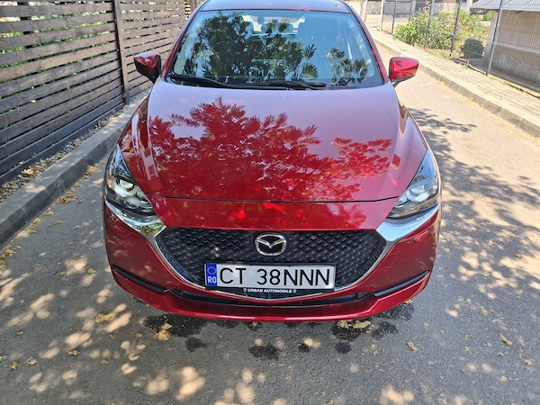 MAZDA 2