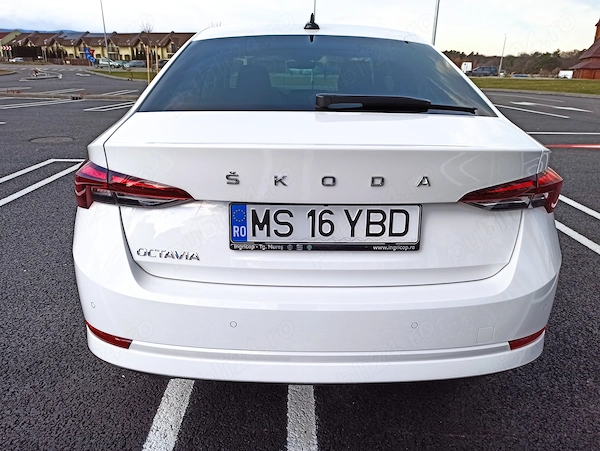 SKODA Octavia 2022 — imagine 4