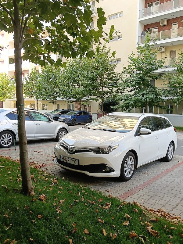 TOYOTA Auris 2017 — imagine 5
