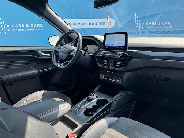 FORD Kuga 2022 — imagine 15
