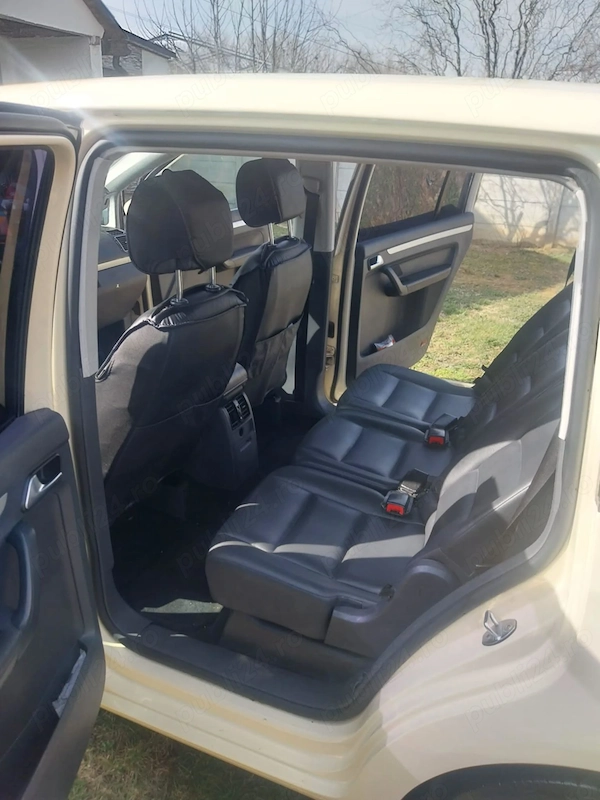 VOLKSWAGEN Touran 2014 — imagine 7