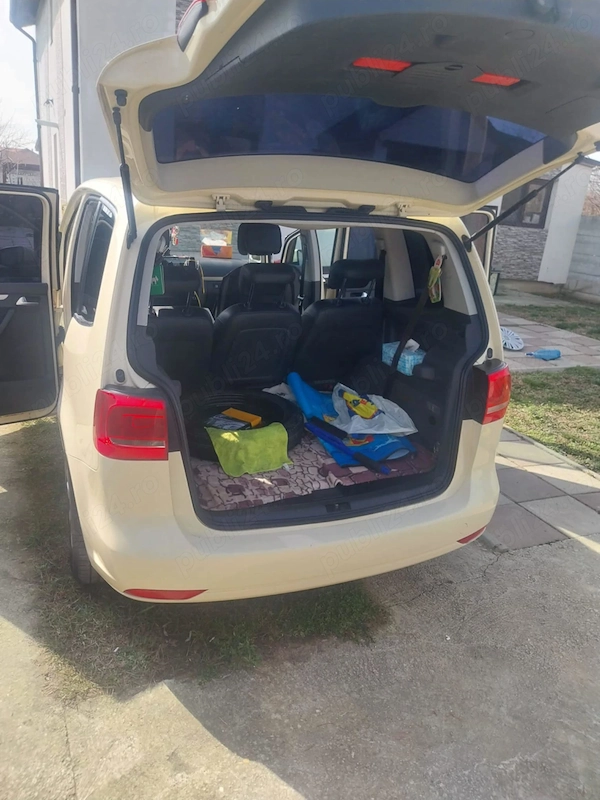 VOLKSWAGEN Touran 2014 — imagine 8