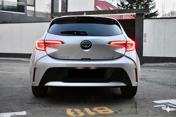 TOYOTA Corolla 2020 — imagine 3