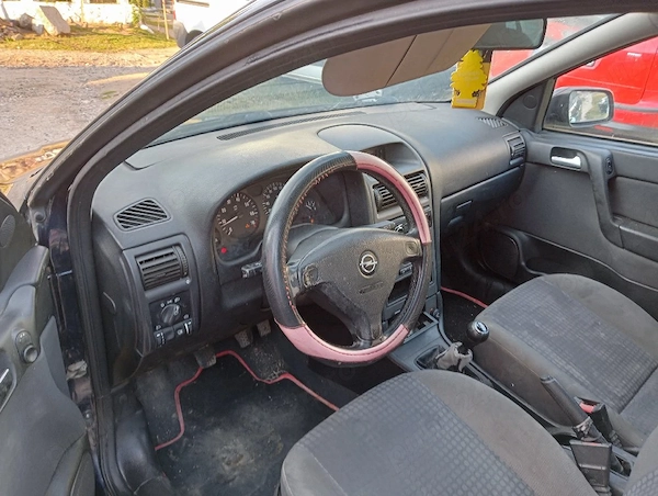 OPEL Astra 2004 — imagine 3