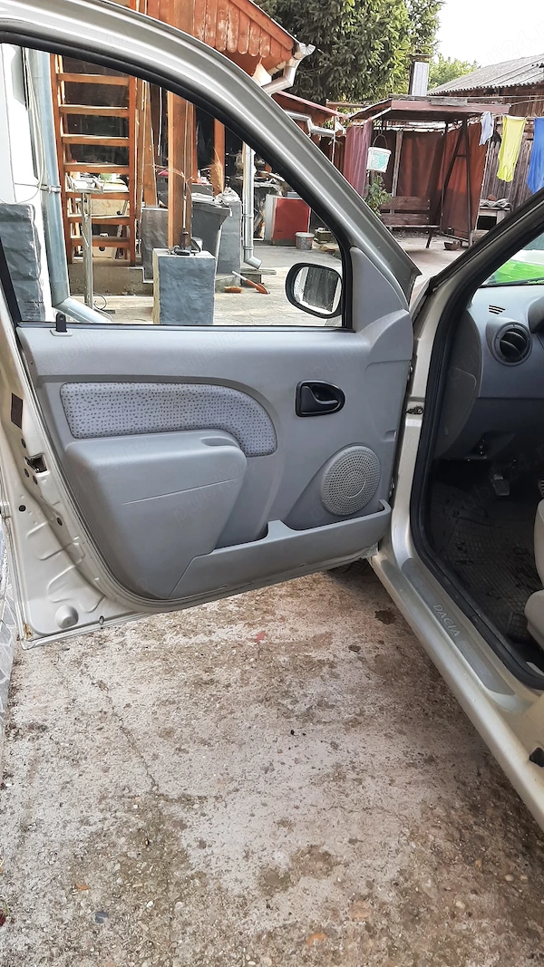 DACIA Logan 2004 — imagine 8