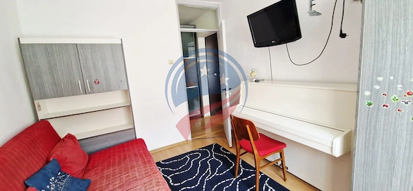 Apartament 3 camere decomandat, Et. 2/4, Lăpuș–Argeș, mobilat, centrală nouă, AC — fotografia 3