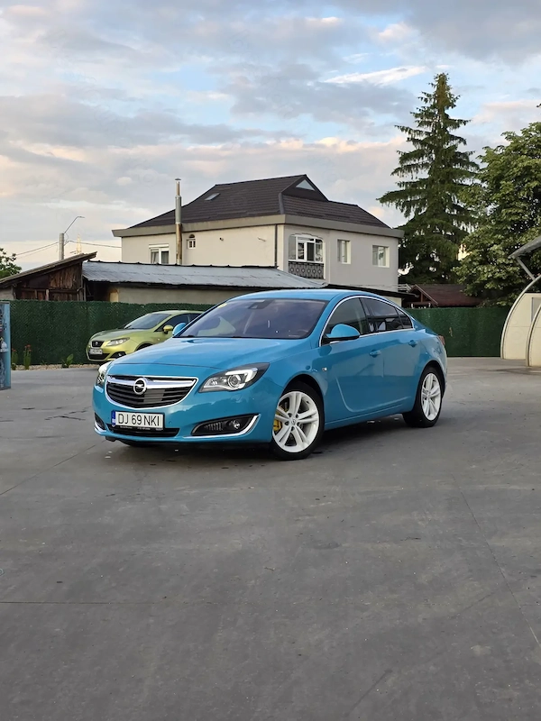 OPEL Insignia
