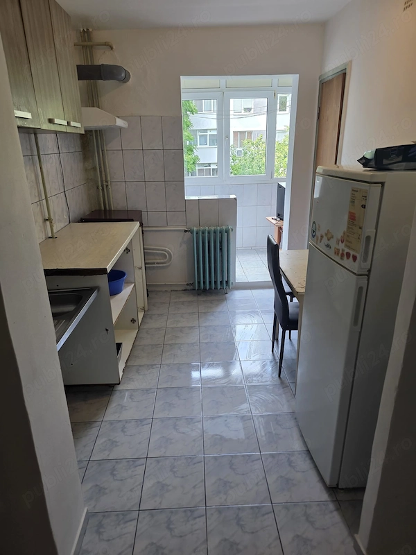 Apartament 2 camere de inchiriat Ghencea — fotografia 3