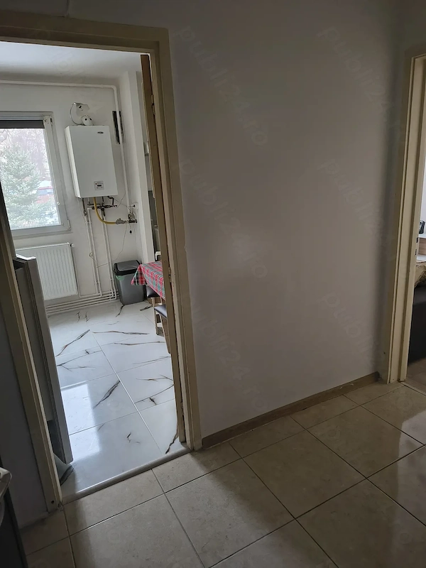 Închiriez apartament cu 2 camere, la parter in Brașov, str. Neptun Nr 21 — fotografia 3