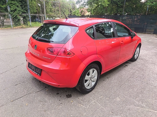 SEAT Leon 2011 — imagine 4