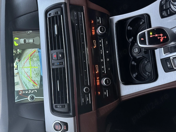 BMW 5 Series 2012 — imagine 9
