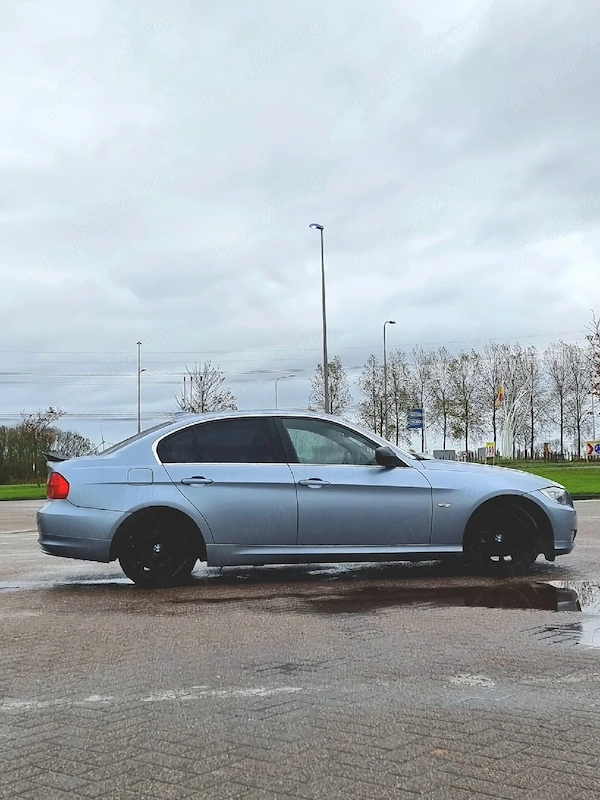 BMW 3 Series 2011 — imagine 16