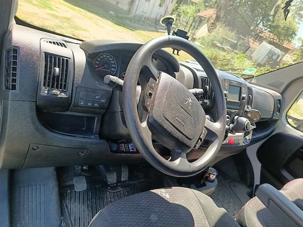 PEUGEOT Boxer