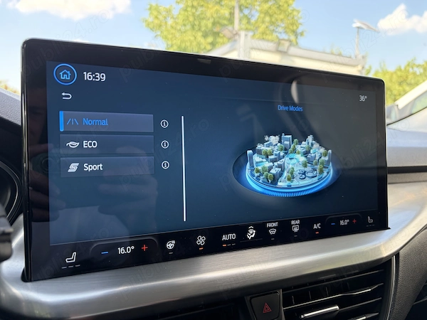 FORD Focus 2023 — imagine 14