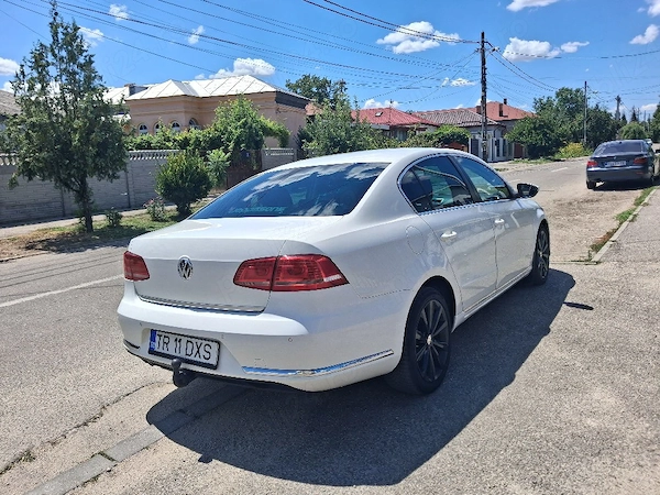 VOLKSWAGEN Passat 2012 — imagine 2