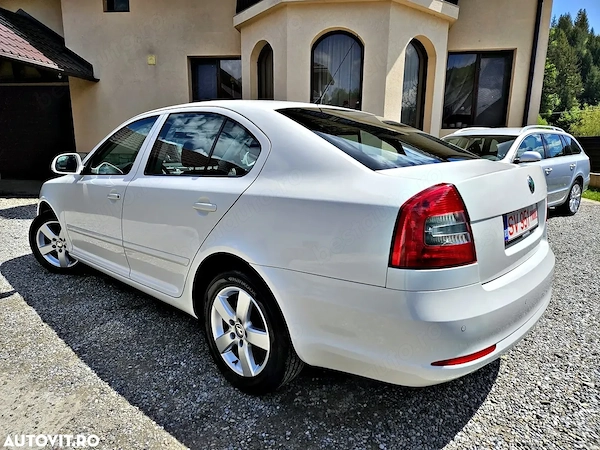 SKODA Octavia 2010 — imagine 4