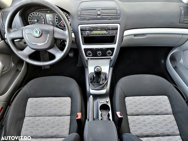 SKODA Octavia 2010 — imagine 19