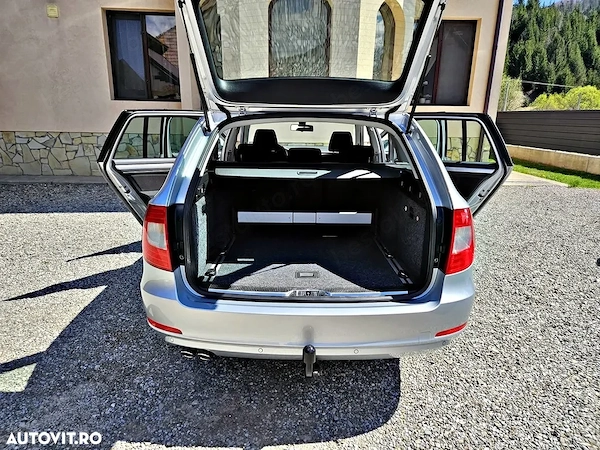 SKODA Superb 2011 — imagine 38