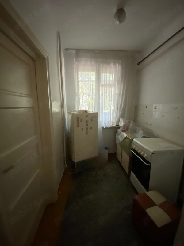Apartament 2 camere decomandat Onesti zona quartal — fotografia 3