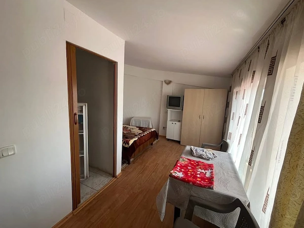 Coiciu -garsonieră cu balcon — fotografia 1