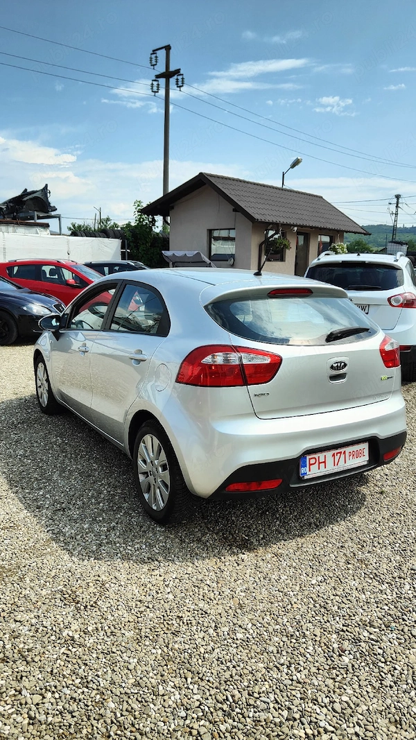 KIA Rio 2012 — imagine 7