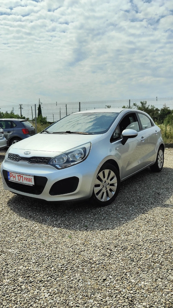KIA Rio 2012 — imagine 2