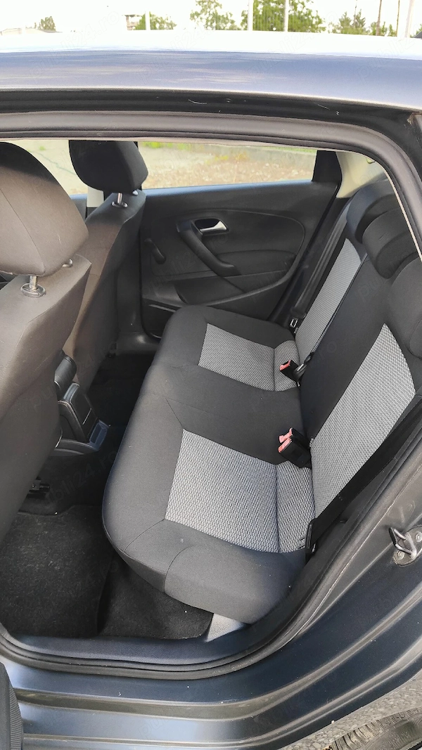 VOLKSWAGEN Polo 2010 — imagine 4