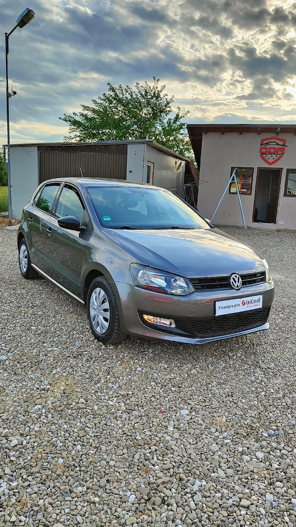 VOLKSWAGEN Polo 2010 — imagine 2