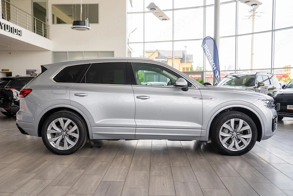 VOLKSWAGEN Touareg 2019 — imagine 30