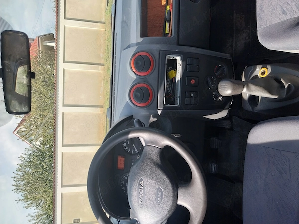 DACIA Logan 2006 — imagine 5