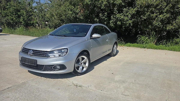 VOLKSWAGEN Eos 2011 — imagine 5