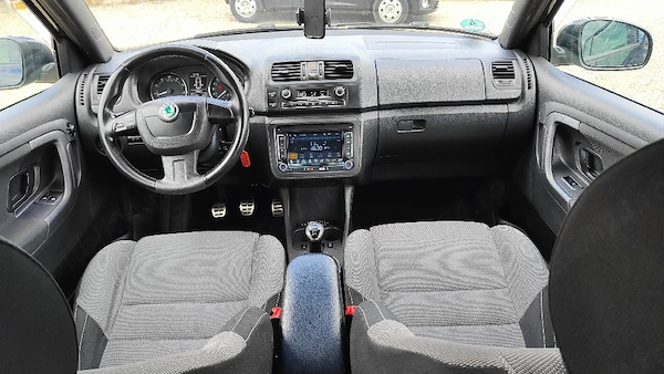 SKODA Fabia 2012 — imagine 2
