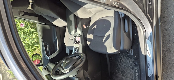 TOYOTA RAV4 2021 — imagine 5