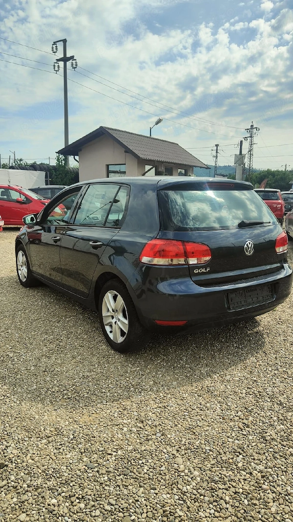VOLKSWAGEN Golf 2010 — imagine 9