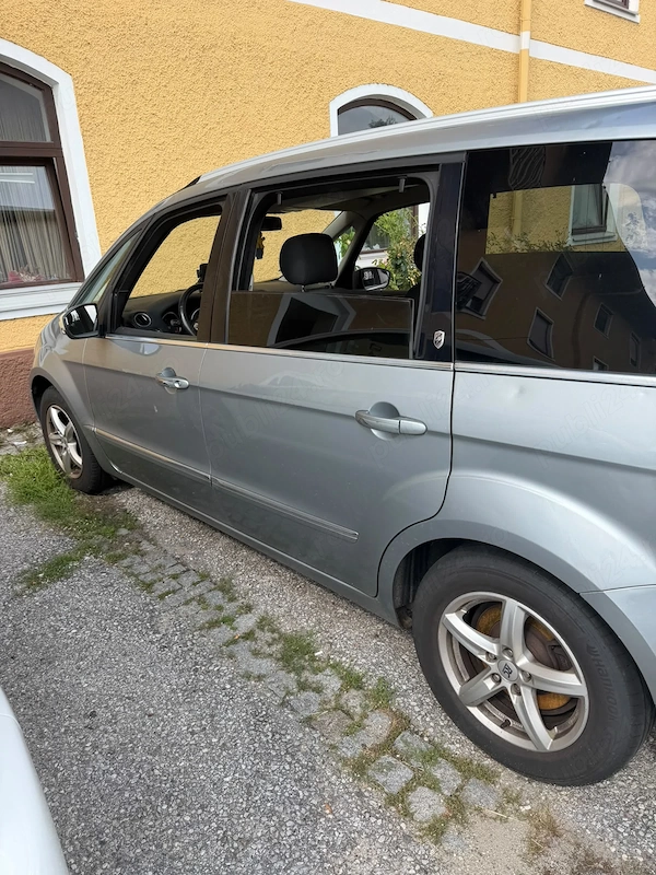 FORD Galaxy 2010 — imagine 2