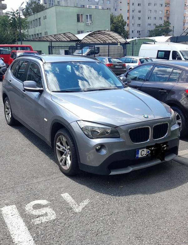 BMW X Series (Generic) 2011 — imagine 4