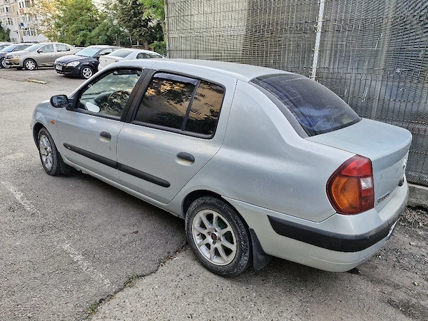Renault clio cu GPL NOU și 95 mii km reali