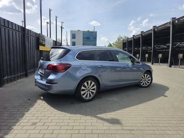 OPEL Astra 2011 — imagine 3