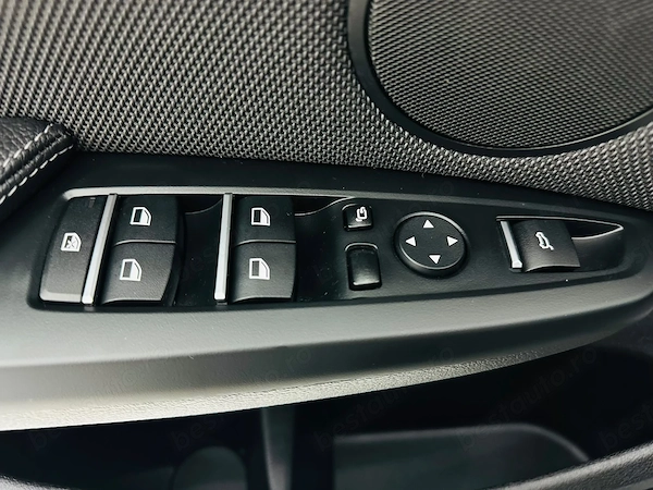 BMW X Series (Generic) 2018 — imagine 12