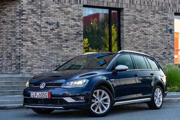 VW Golf 7 Edition 2016 ALLTRACK 2.0 Tdi 150 cp Euro 6