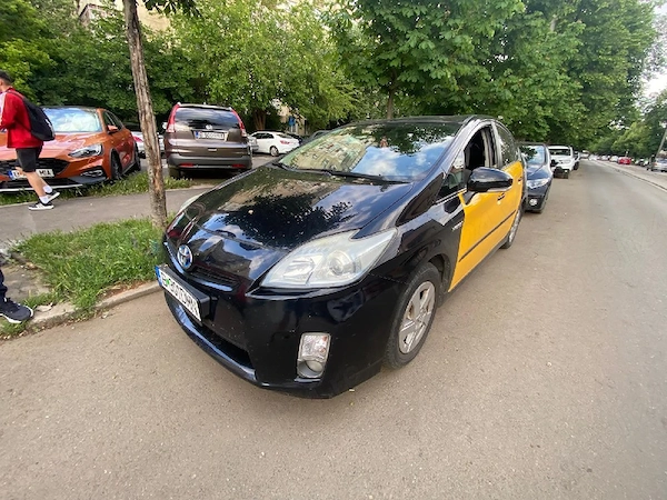 toyota prius 3 1.8 hybrid cu gpl automata