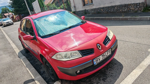 RENAULT Megane