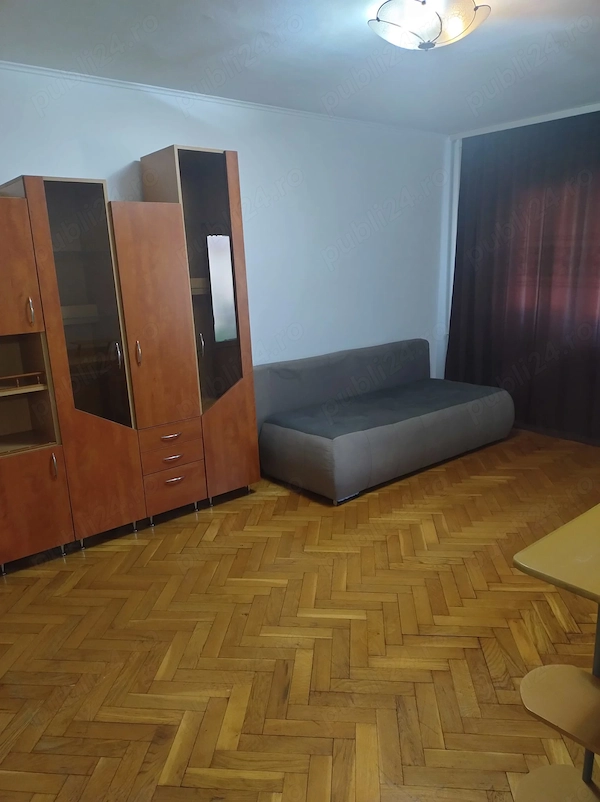 Proprietar ofer spre inchiriere apartament 2 camere decomandat la et1 zona Lotus2 Emanuel — fotografia 1