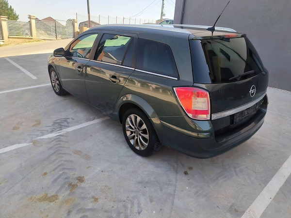 OPEL Astra 2010 — imagine 6