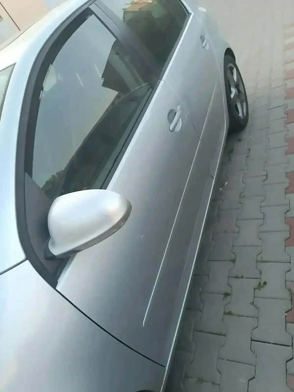 VOLKSWAGEN Golf 2005 — imagine 5