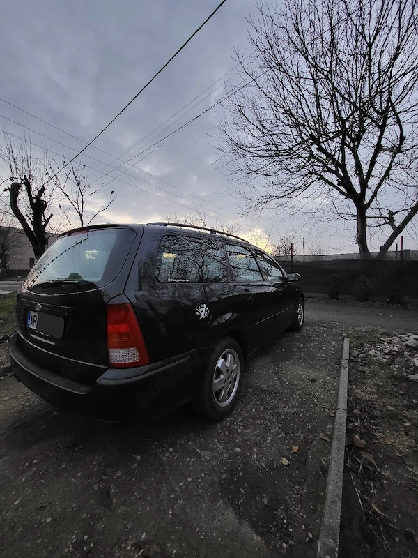 FORD Focus 2003 — imagine 3