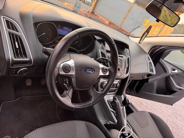 FORD Focus 2012 — imagine 3