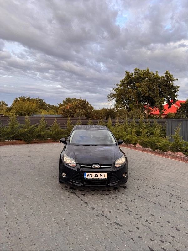 FORD Focus 2012 — imagine 5
