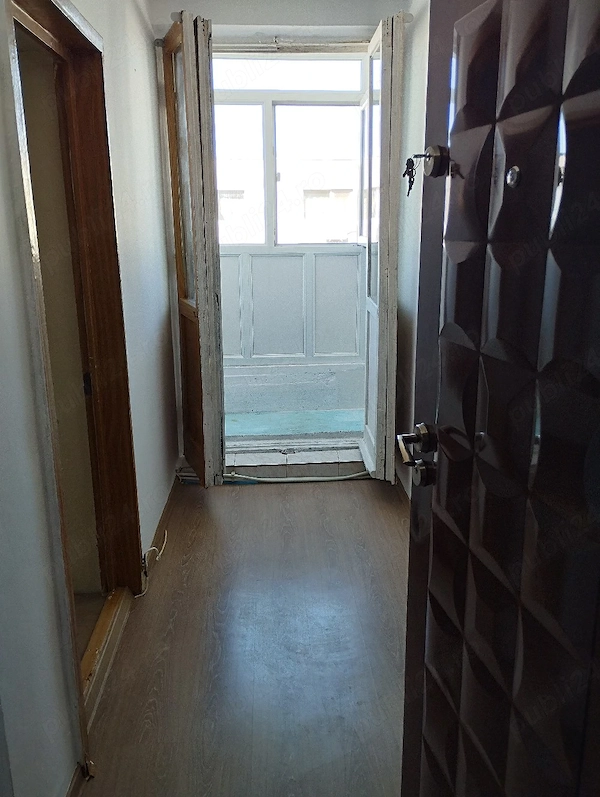 Persoană Fizică vînd Apartament 2 camere, decomandat, 54 mq, zona Frumoasa — fotografia 1