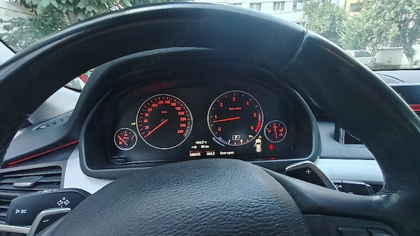 BMW X Series (Generic) 2016 — imagine 8